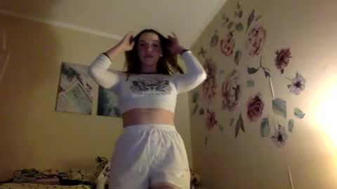 effy online show from 04/23/26, 09:39