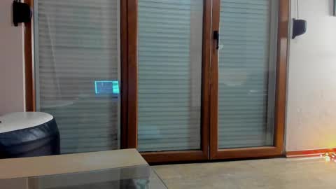 Snapshot of hotel77777 chatting on 02/07/25, 09:48 Erika  online show from 02/07/25, 09:48