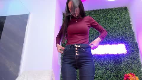 hotfallingdevil online show from 11/23/25, 06:24