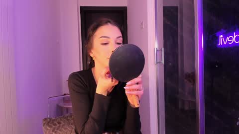 hotfallingdevil online show from 03/06/26, 05:26