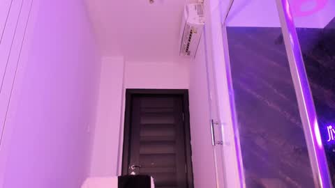 hotfallingdevil online show from 03/11/26, 05:13