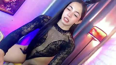 hotfucking_queen1111 online show from 11/26/25, 01:23