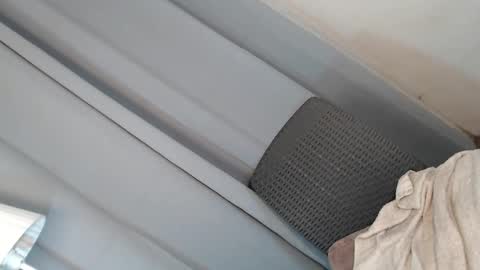 Yumi online show from 02/01/26, 06:06