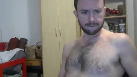 Snapshot of hotgardenersexy chatting on 03/23/26, 06:45 Le jardinier sexy online show from 03/23/26, 06:45