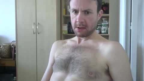 Snapshot of hotgardenersexy chatting on 04/06/26, 07:09 Le jardinier sexy online show from 04/06/26, 07:09
