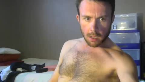 Snapshot of hotgardenersexy chatting on 04/19/26, 12:15 Le jardinier sexy online show from 04/19/26, 12:15