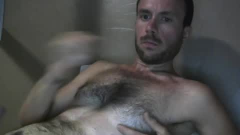 Snapshot of hotgardenersexy chatting on 06/30/26, 07:04 Le jardinier sexy online show from 06/30/26, 07:04