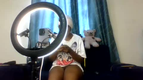 hotgirlchawowo25 online show from 04/30/26, 07:25