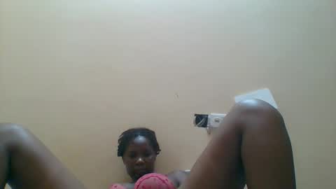 Queen online show from 02/16/26, 08:05