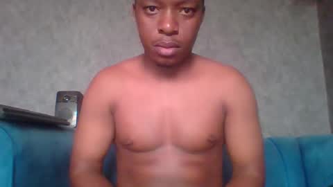 hotguyy001 online show from 02/14/25, 07:07