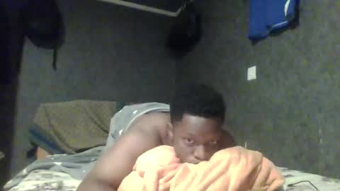 hotguyy001 online show from 02/26/25, 01:21