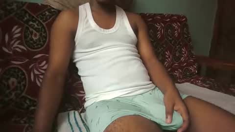 hotguyy001 online show from 02/08/26, 09:13