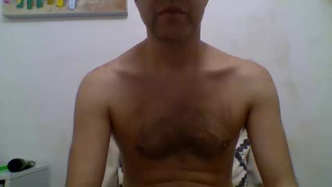 hottitan  twitter Marianoshcam online show from 10/24/25, 10:50