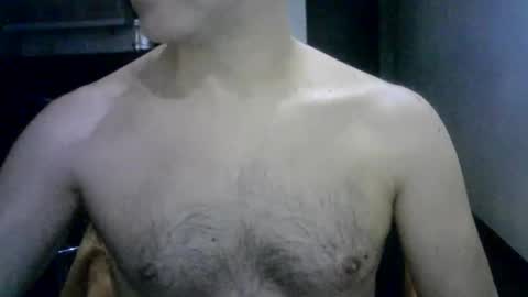 hottitan  twitter Marianoshcam online show from 04/15/26, 03:57