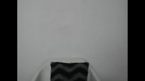 hotjessie0 online show from 02/10/25, 04:41