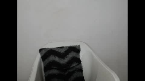 hotjessie0 online show from 02/12/25, 08:16