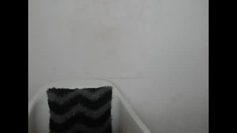 hotjessie0 online show from 03/10/25, 05:11