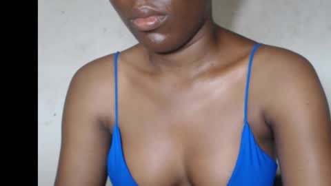 hotjessie0 online show from 10/18/25, 05:10