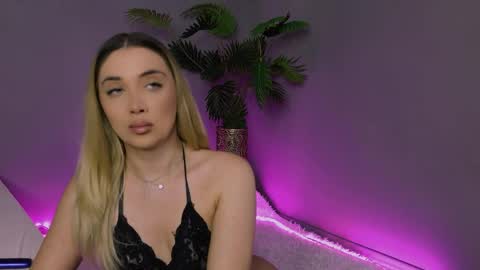 Maria online show from 04/07/26, 03:23
