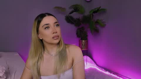 Maria online show from 04/08/26, 04:56