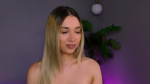 Maria online show from 04/23/26, 04:24