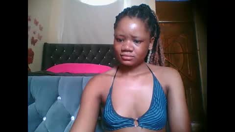 LOYCE online show from 11/11/25, 12:38