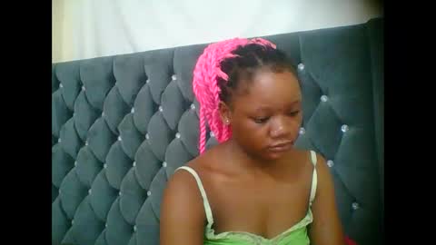 LOYCE online show from 12/16/25, 07:19