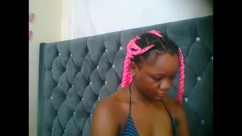 LOYCE online show from 12/17/25, 07:42