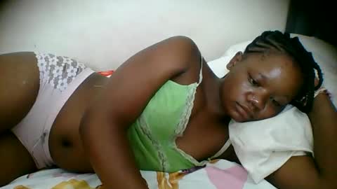 LOYCE online show from 04/19/26, 03:33