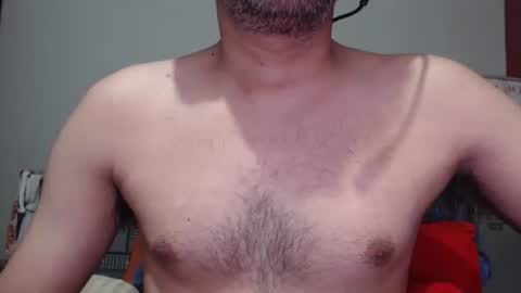 Snapshot of hotjkeanu chatting on 05/20/26, 05:08 James-Hotxx online show from 05/20/26, 05:08