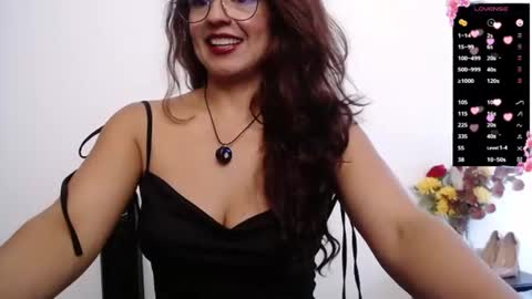 Snapshot of hotjollie chatting on 07/23/26, 08:40 Jollie online show from 07/23/26, 08:40