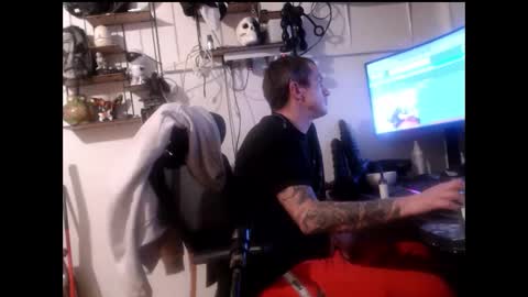 hotkinkytat online show from 01/13/25, 01:56