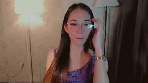 XANDRA online show from 10/07/25, 04:26