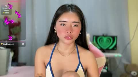 Snapshot of hotloveaxx chatting on 03/26/26, 02:33 Vea online show from 03/26/26, 02:33