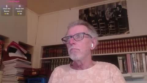 Snapshot of hotlux_54 chatting on 05/29/26, 09:57 hotlux_54 online show from 05/29/26, 09:57