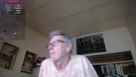 Snapshot of hotlux_54 chatting on 05/31/26, 07:15 hotlux_54 online show from 05/31/26, 07:15