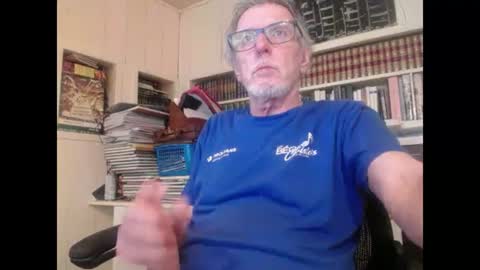 Snapshot of hotlux_54 chatting on 06/24/26, 11:53 hotlux_54 online show from 06/24/26, 11:53