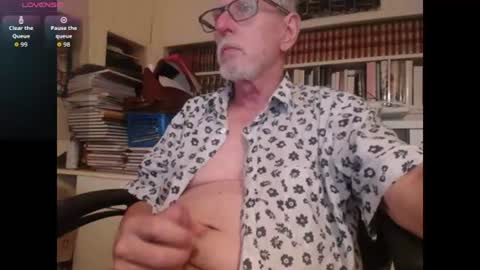 Snapshot of hotlux_54 chatting on 07/02/26, 10:16 hotlux_54 online show from 07/02/26, 10:16
