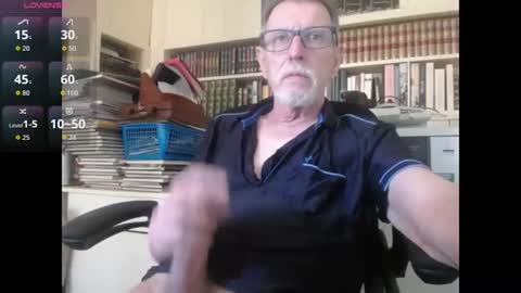 Snapshot of hotlux_54 chatting on 07/03/26, 10:43 hotlux_54 online show from 07/03/26, 10:43
