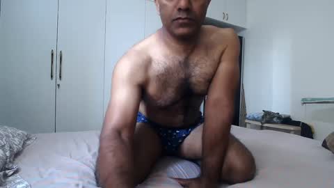 Snapshot of hotm_on_cam chatting on 12/31/24, 05:55 hotm_on_cam online show from 12/31/24, 05:55