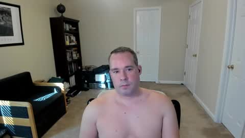hotmale4u692000 online show from 02/01/25, 09:08