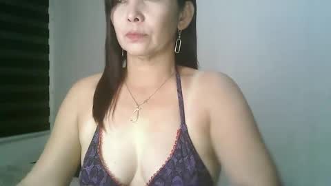 hotmamajen4u online show from 05/02/26, 03:22