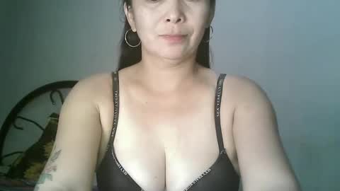 Snapshot of hotmamajen4u chatting on 06/01/26, 01:07 hotmamajen4u online show from 06/01/26, 01:07