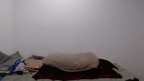Snapshot of hotmodel1984 chatting on 04/30/26, 09:19 hotmodel1984 online show from 04/30/26, 09:19