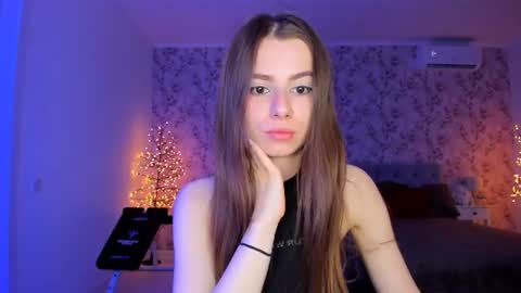 Snapshot of hotmolly_ chatting on 07/04/26, 06:47 hotmolly_ online show from 07/04/26, 06:47