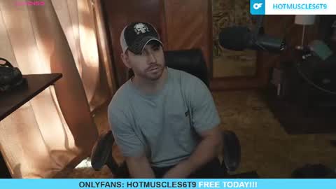 hotmuscles6t9 online show from 06/18/26, 12:53