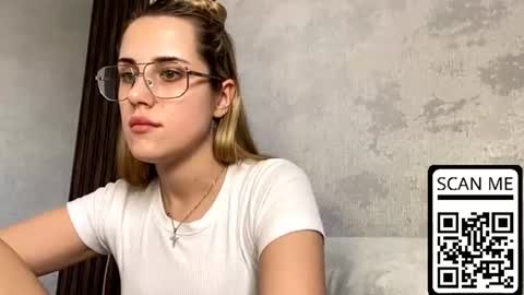 hotmusex online show from 06/17/26, 01:56