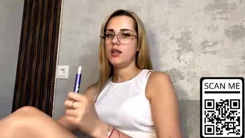 hotmusex online show from 06/24/26, 12:37