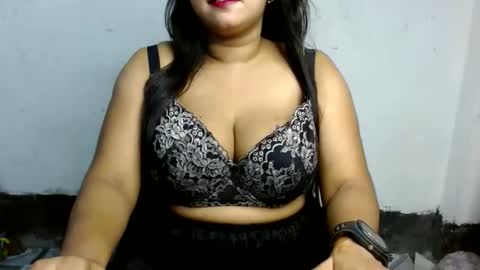 Snapshot of hotmuskan21 chatting on 10/16/25, 06:09 Muskan online show from 10/16/25, 06:09