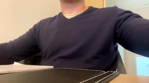 hotndirty80 online show from 12/05/25, 02:47